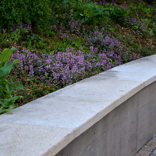 residential concrete retaining wall